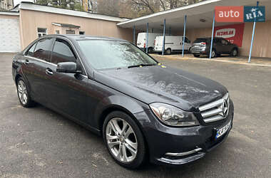 Седан Mercedes-Benz C-Class 2011 в Киеве