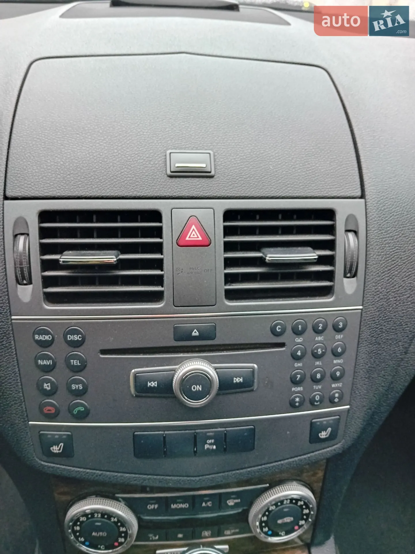 2010 Mercedes-Benz C-klasse - мініатюра 24