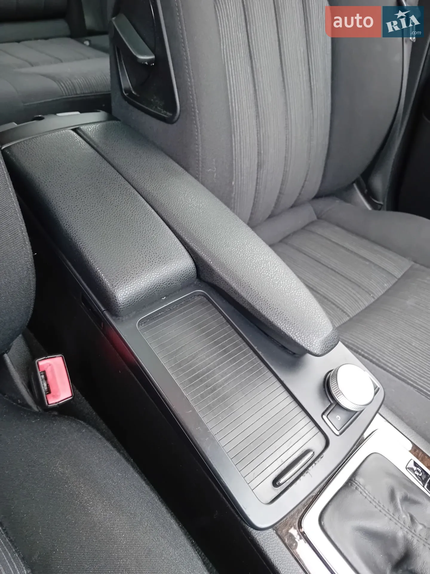 2010 Mercedes-Benz C-klasse - мініатюра 27