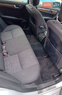 Универсал Mercedes-Benz C-Class 2010 в 
