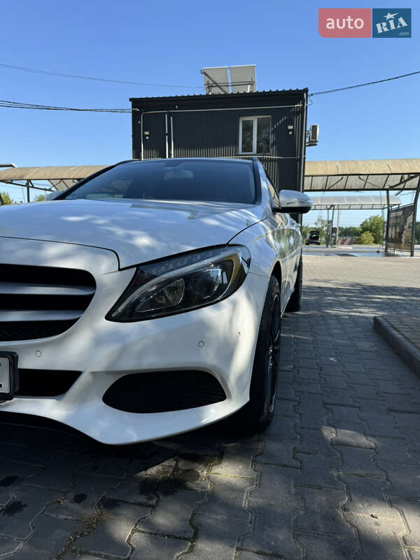 Универсал Mercedes-Benz C-Class 2014 в Черновцах