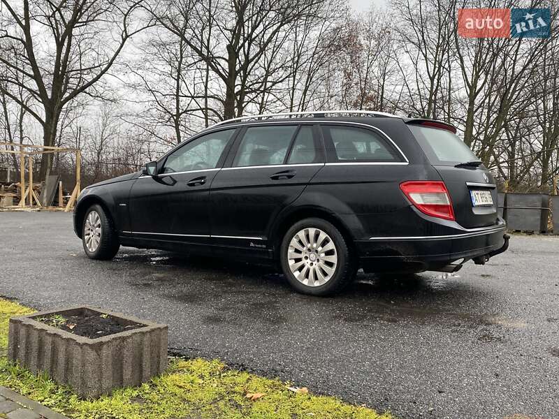 Универсал Mercedes-Benz C-Class 2010 в Ивано-Франковске фото 10 Универсал Mercedes-Benz C-Class 2010 в Ивано-Франковске