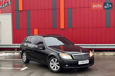 Універсал Mercedes-Benz C-Class 2010 в Києві