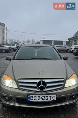 Універсал Mercedes-Benz C-Class 2010 в Стрию