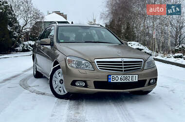 Універсал Mercedes-Benz C-Class 2009 в Чернівцях