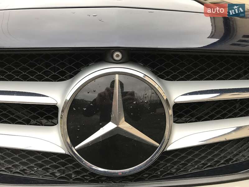 Седан Mercedes-Benz C-Class 2015 в Львові