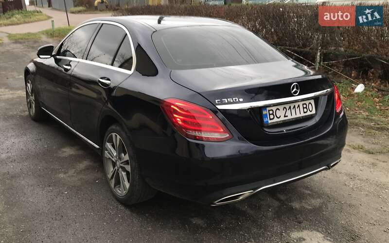 Седан Mercedes-Benz C-Class 2015 в Львові
