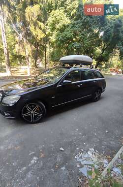 Універсал Mercedes-Benz C-Class 2010 в 