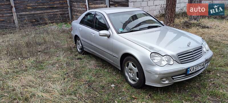 Седан Mercedes-Benz C-Class 2005 в Киеве фото 3 Седан Mercedes-Benz C-Class 2005 в Киеве