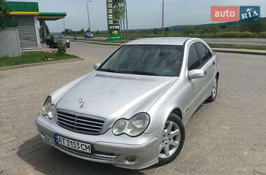 Седан Mercedes-Benz C-Class 2004 в Івано-Франківську