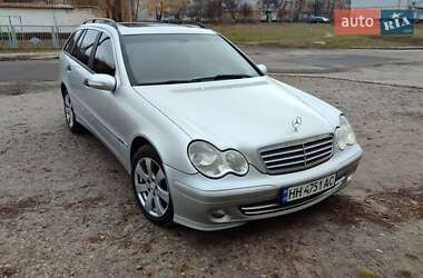 Универсал Mercedes-Benz C-Class 2004 в Подольске