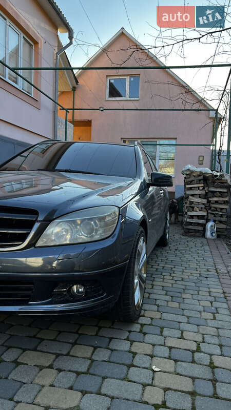 Универсал Mercedes-Benz C-Class 2010 в Мукачево фото 3 Универсал Mercedes-Benz C-Class 2010 в Мукачево