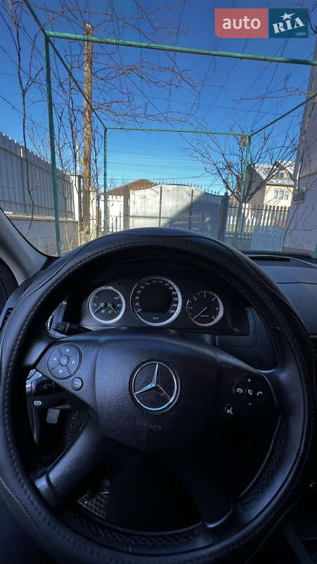 Универсал Mercedes-Benz C-Class 2010 в Мукачево фото 13 Универсал Mercedes-Benz C-Class 2010 в Мукачево