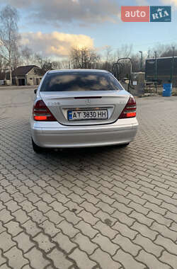 Седан Mercedes-Benz C-Class 2004 в Івано-Франківську