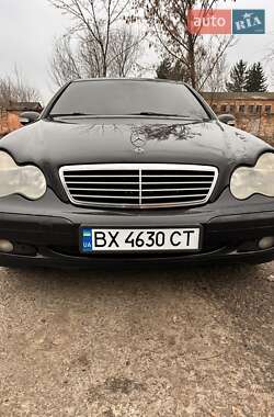 Седан Mercedes-Benz C-Class 2002 в Києві