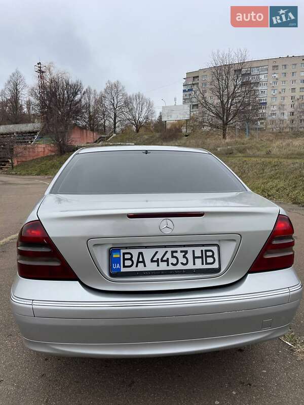 Седан Mercedes-Benz C-Class 2001 в Смолином