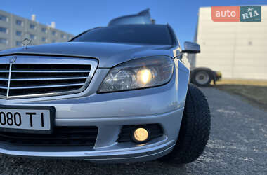 Универсал Mercedes-Benz C-Class 2008 в Львове