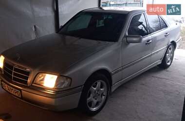 Седан Mercedes-Benz C-Class 1997 в Дніпрі