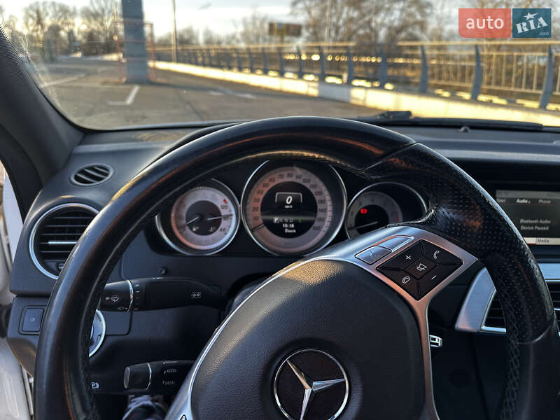 Седан Mercedes-Benz C-Class 2012 в Киеве