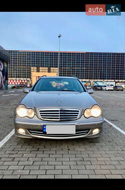 Універсал Mercedes-Benz C-Class 2004 в Луцьку