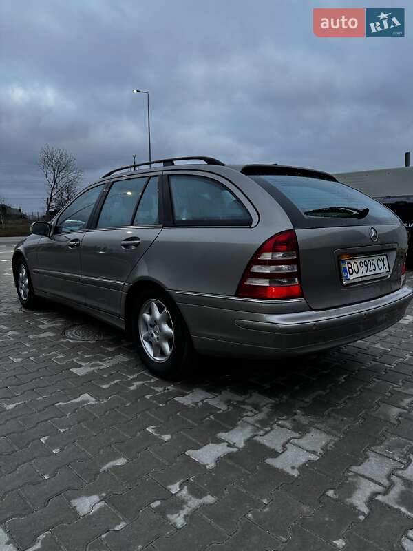 Универсал Mercedes-Benz C-Class 2006 в Тернополе
