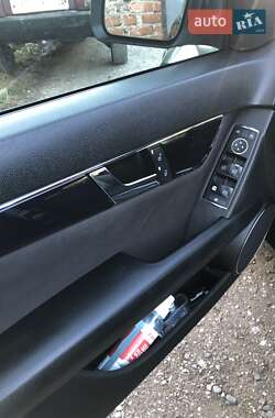 Універсал Mercedes-Benz C-Class 2008 в 