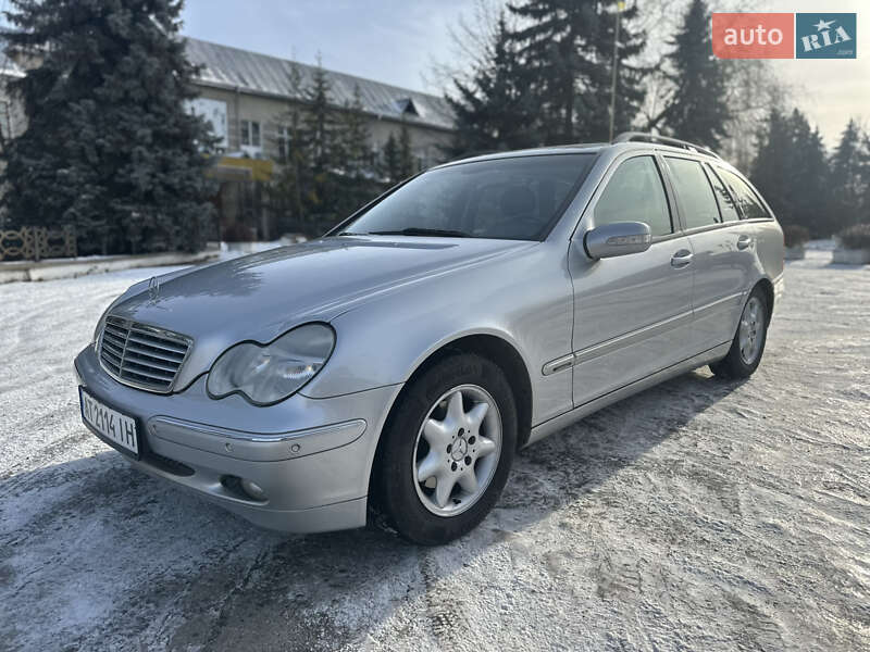Универсал Mercedes-Benz C-Class 2003 в 