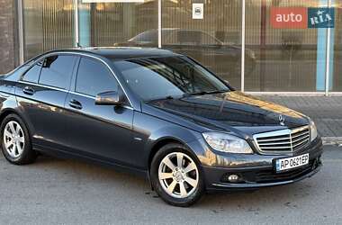 Седан Mercedes-Benz C-Class 2010 в Запоріжжі