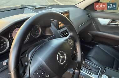 Седан Mercedes-Benz C-Class 2010 в Запоріжжі