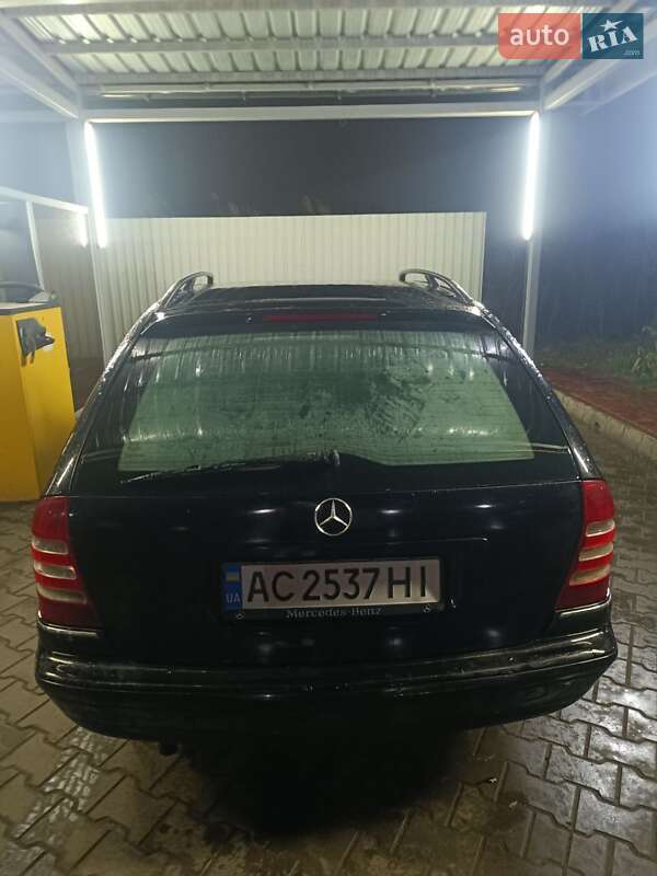 Универсал Mercedes-Benz C-Class 2005 в Луцке