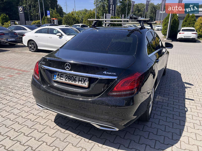 Седан Mercedes-Benz C-Class 2018 в Днепре