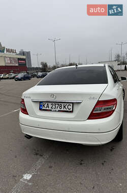 Седан Mercedes-Benz C-Class 2010 в Києві