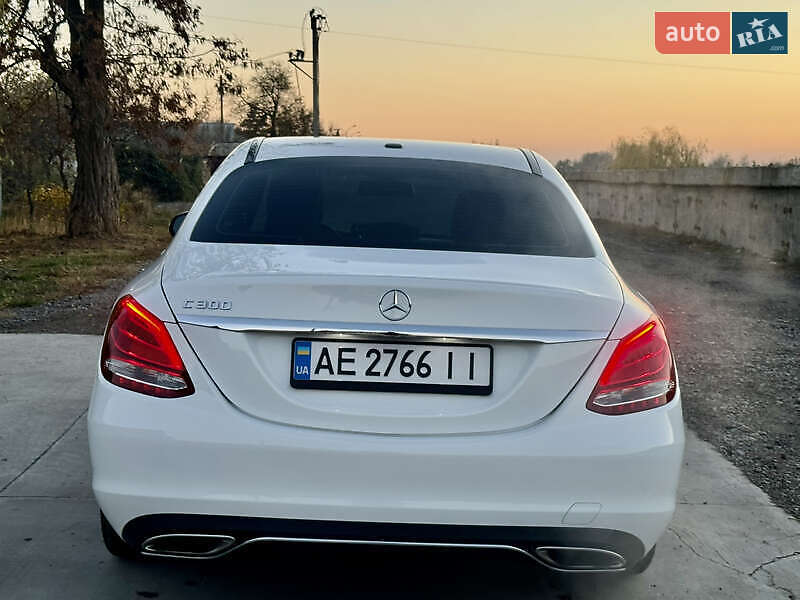 Седан Mercedes-Benz C-Class 2017 в Павлограде