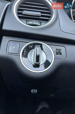 Седан Mercedes-Benz C-Class 2012 в 