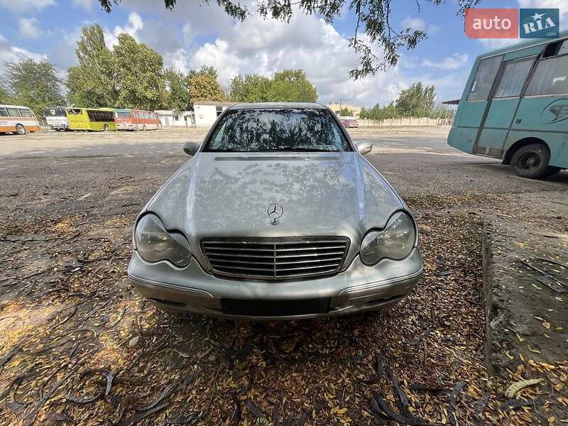 Седан Mercedes-Benz C-Class 2001 в Херсоне