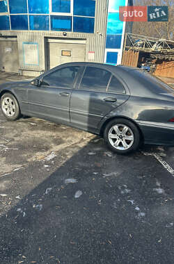 Седан Mercedes-Benz C-Class 2001 в 
