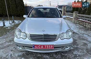 Седан Mercedes-Benz C-Class 2005 в Івано-Франківську