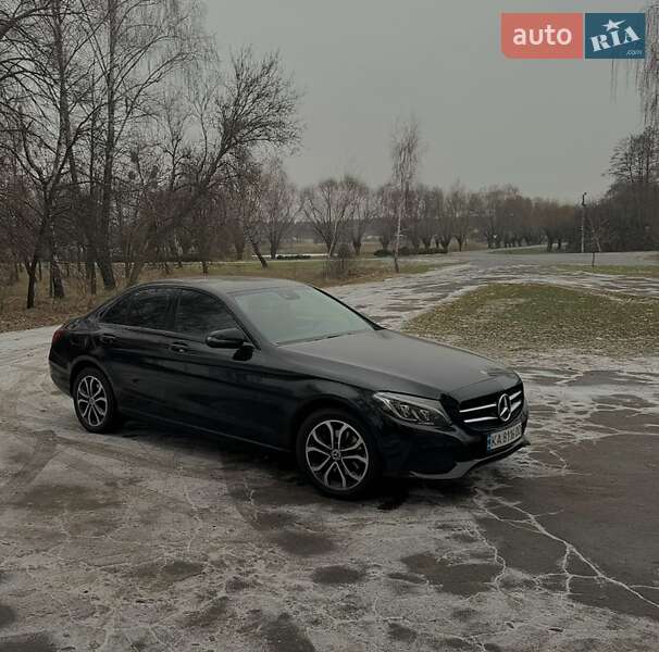 Седан Mercedes-Benz C-Class 2017 в 