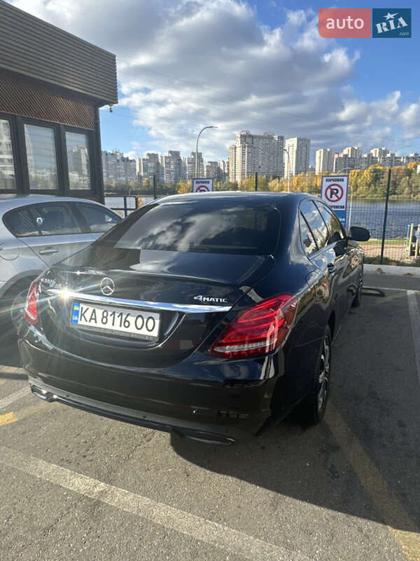 Седан Mercedes-Benz C-Class 2017 в Киеве