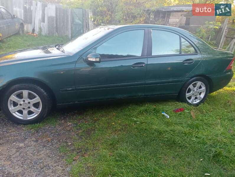Седан Mercedes-Benz C-Class 2001 в Одессе