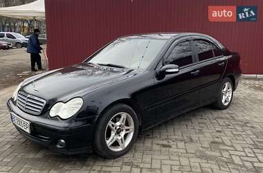 Седан Mercedes-Benz C-Class 2005 в Миколаєві