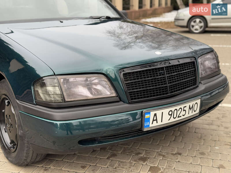 Седан Mercedes-Benz C-Class 1997 в Василькові