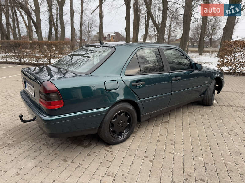 Седан Mercedes-Benz C-Class 1997 в Василькові