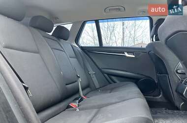 Универсал Mercedes-Benz C-Class 2011 в 