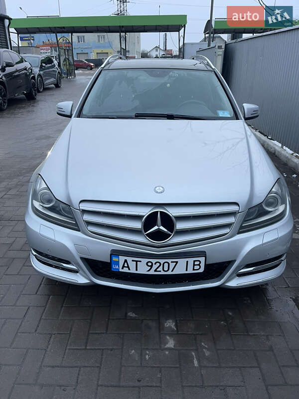 Универсал Mercedes-Benz C-Class 2013 в Ивано-Франковске