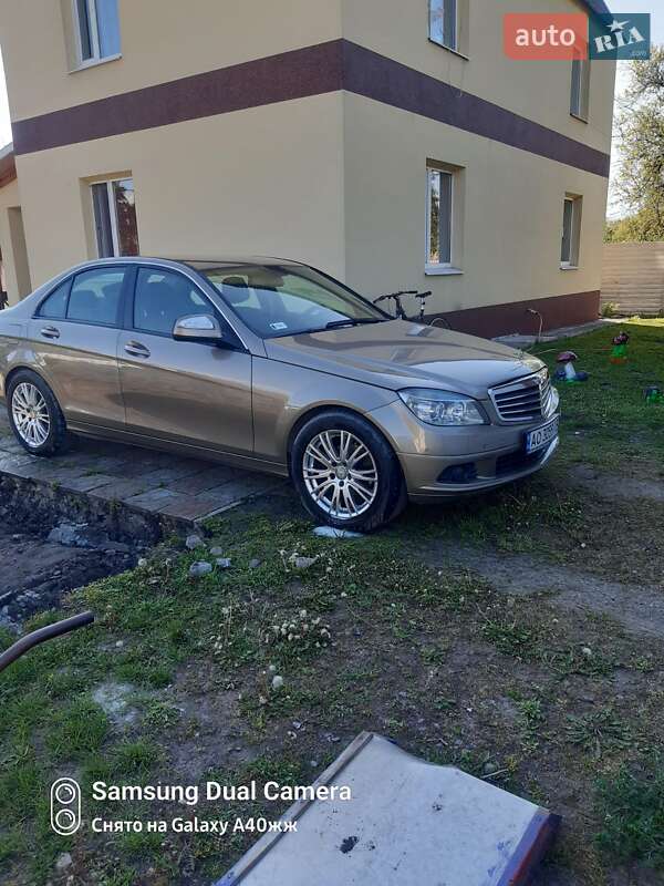 Седан Mercedes-Benz C-Class 2008 в Кременчуці