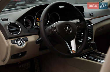 Седан Mercedes-Benz C-Class 2012 в 