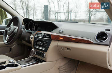 Седан Mercedes-Benz C-Class 2012 в 