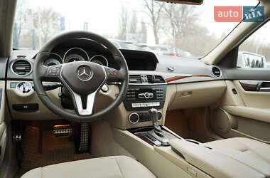 Седан Mercedes-Benz C-Class 2012 в 
