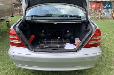 Седан Mercedes-Benz C-Class 2000 в 